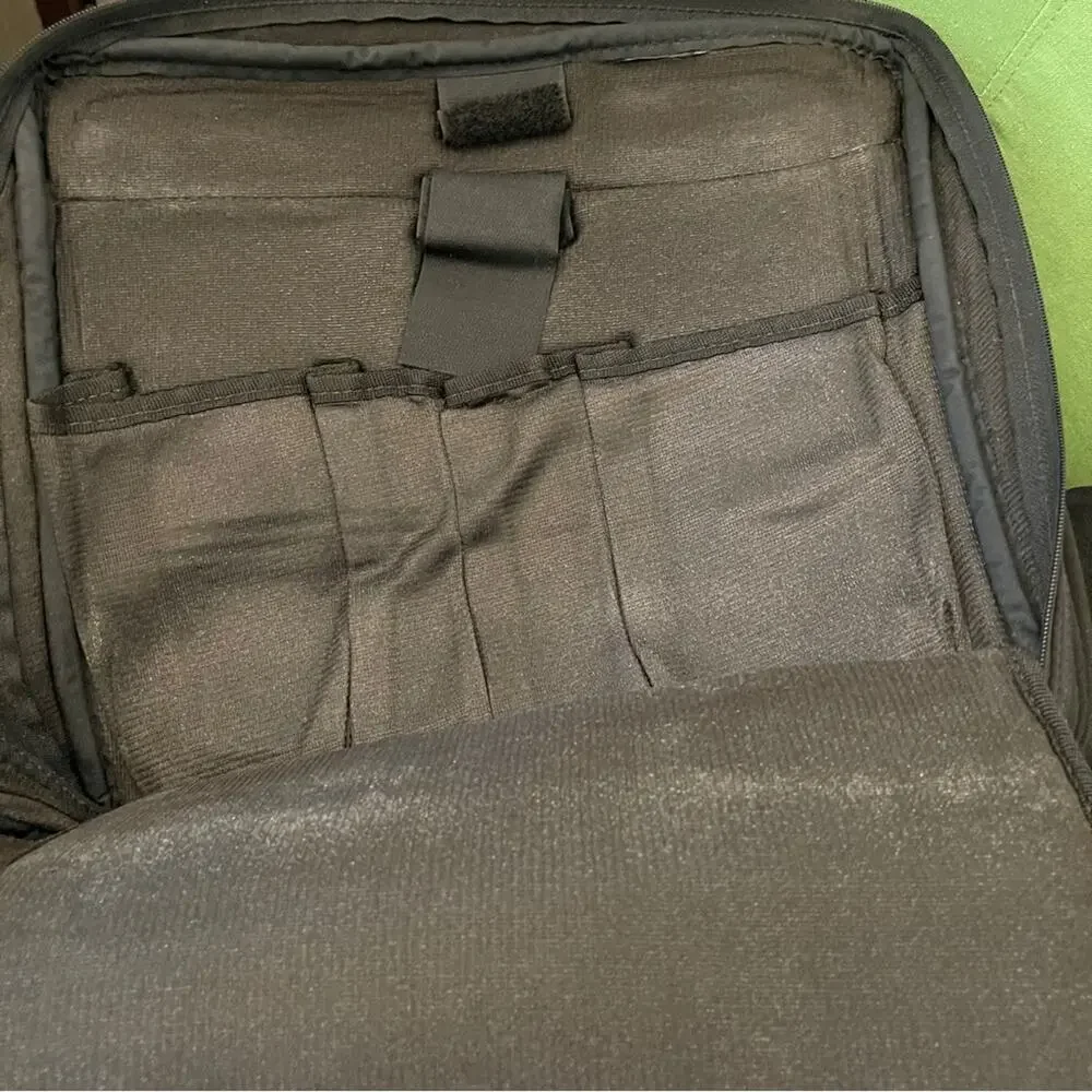 Black Men's laptop shoulder bag carring case